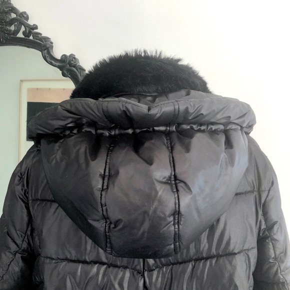 French Connection Black Puffer Coat w/ faux fur Collar - Picture 4 of 10